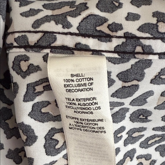 Lot of 2 Chico's No-Iron Animal Print Tops Size 16/XL/Chico’s 3 - Picture 11 of 11
